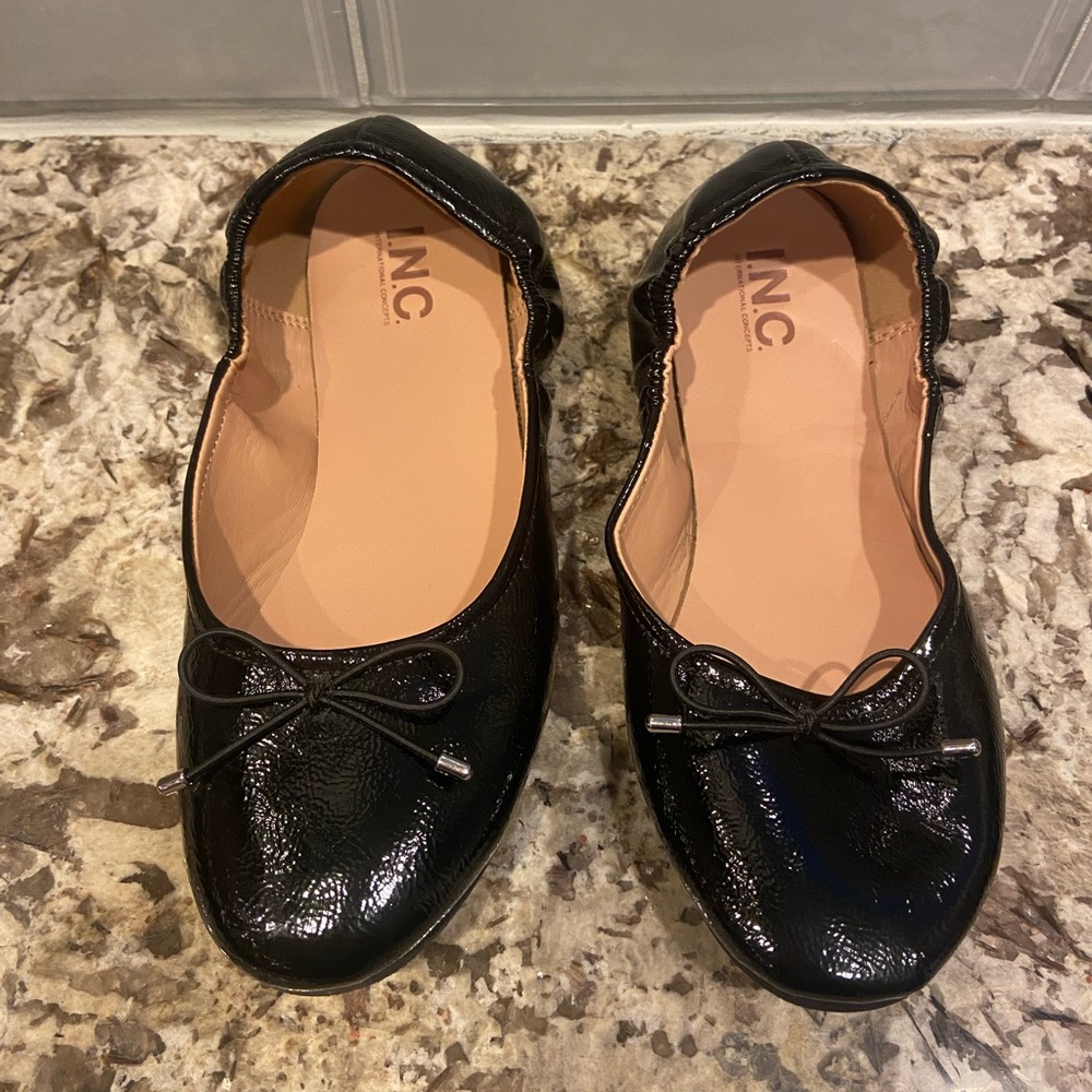 Black Ballet Flats with Bow - New